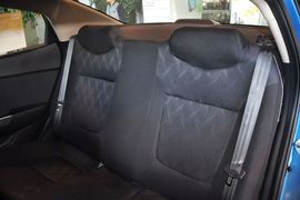 2012款起亚K2三厢1.4L