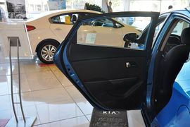 2012款起亚K2三厢1.4L