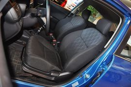 2012款起亚K2三厢1.4L