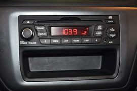 2012款起亚K2三厢1.4L