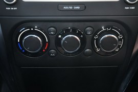 2013款铃木天语SX4酷锐1.6L自动运动型