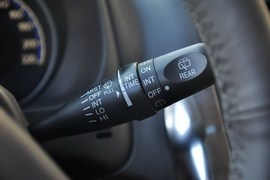 2013款铃木天语SX4酷锐1.6L自动运动型