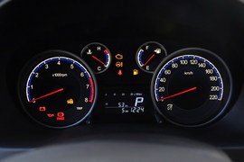 2013款铃木天语SX4酷锐1.6L自动运动型