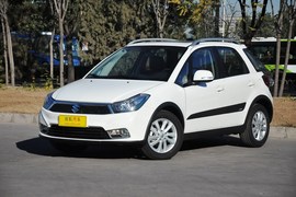 2013款铃木天语SX4酷锐1.6L自动运动型