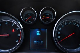 2014款别克君威2.0L精英时尚型