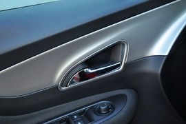 2014款别克昂科拉1.4T手动两驱都市进取型