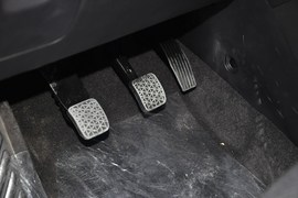 2014款别克昂科拉1.4T手动两驱都市进取型