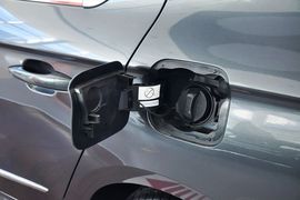 2014款雪铁龙全新爱丽舍1.6L手自一体豪华型