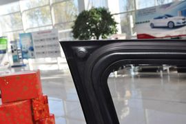 2014款雪铁龙全新爱丽舍1.6L手自一体豪华型
