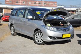 2013款比亚迪M6