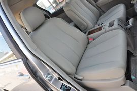 2013款比亚迪M6