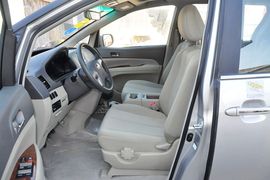 2013款比亚迪M6