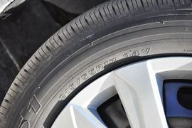 2013款比亚迪M6