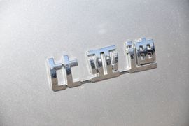 2013款比亚迪M6