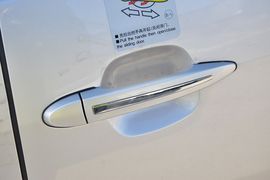 2013款比亚迪M6