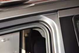 2013款日产骊威劲锐版1.6XL手动舒适型