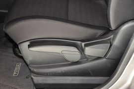 2013款日产骊威劲锐版1.6XL手动舒适型