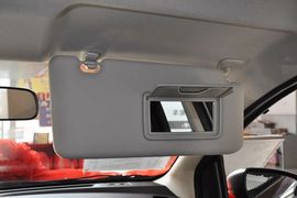 2013款日产骊威劲锐版1.6XL手动舒适型