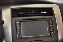 2013款日产骊威劲锐版1.6XL手动舒适型