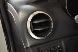2013款日产骊威劲锐版1.6XL手动舒适型