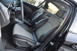 2013款雪佛兰科鲁兹1.8L