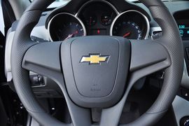 2013款雪佛兰科鲁兹1.8L