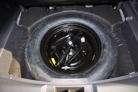 2014款Jeep指南者2.4L四驱运动版