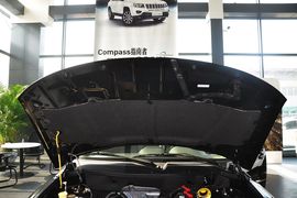 2014款Jeep指南者2.4L四驱运动版