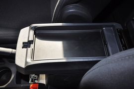 2014款Jeep指南者2.4L四驱运动版