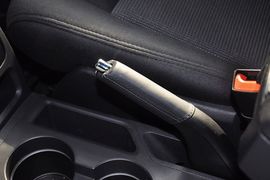 2014款Jeep指南者2.4L四驱运动版