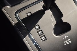 2014款Jeep指南者2.4L四驱运动版