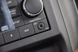 2014款Jeep指南者2.4L四驱运动版