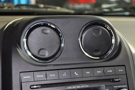 2014款Jeep指南者2.4L四驱运动版
