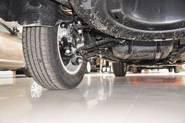 2013款比亚迪S6白金版2.0L手动尊贵型