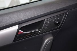 2013款大众朗行1.6L手动舒适型