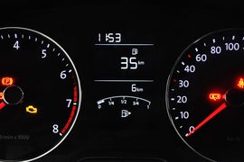 2013款大众朗行1.6L手动舒适型