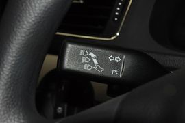 2013款大众朗行1.6L手动舒适型