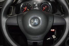 2013款大众朗行1.6L手动舒适型