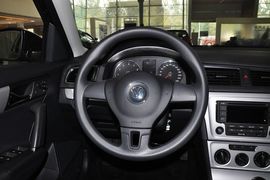 2013款大众朗行1.6L手动舒适型