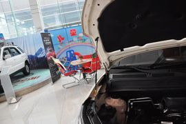 2013款起亚秀尔1.6L