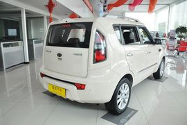 2013款起亚秀儿1.6L