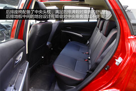 2014款长安铃木锋驭1.6L手动精英型试驾