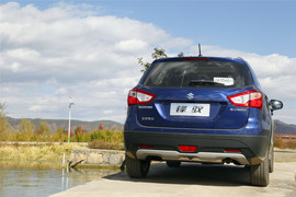 2014款长安铃木锋驭1.6L手动精英型试驾