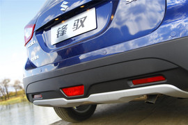 2014款长安铃木锋驭1.6L手动精英型试驾