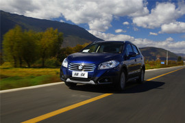 2014款长安铃木锋驭1.6L手动精英型试驾
