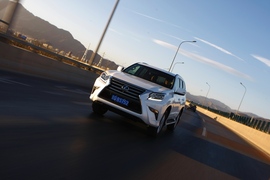 2014款雷克萨斯GX400试驾