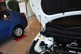 2012款起亚K2两厢1.6L