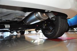 2012款起亚K2两厢1.6L