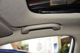 2012款起亚K2两厢1.6L