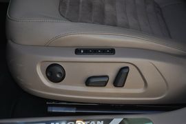 2013款大众迈腾2.0TSI